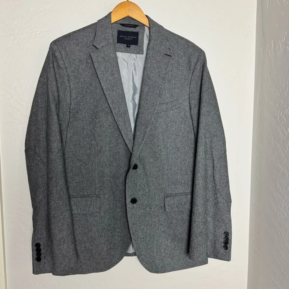 Banana Republic Mens Dark Grey‎ Herringbone Two Button Business Blazer Size 44R